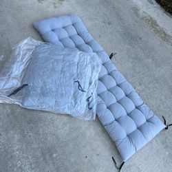 Pair Of Microfiber Chase Lounge Pads New