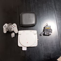 Playstation 1 with official screen and games