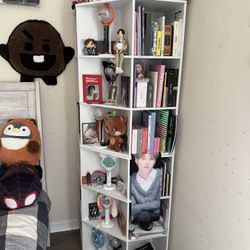 2 White Corner Shelves 