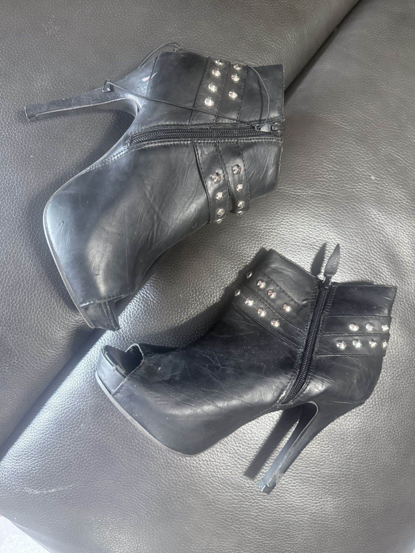 Leather Shoes Size 7