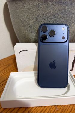 Apple iPhone 17 Pro  512GB Unlocked (BRAND NEW)