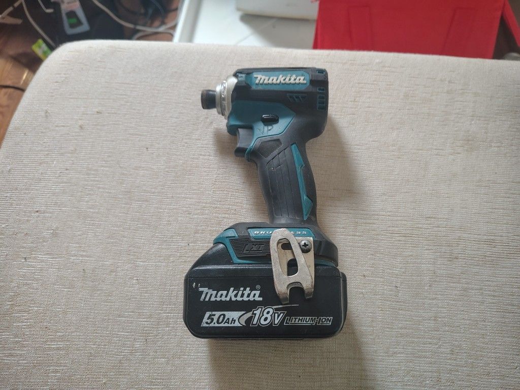 Makita Brushless Impact Driver+18v Ion Battery