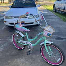 Vintage Girls Bike With Banana Seat