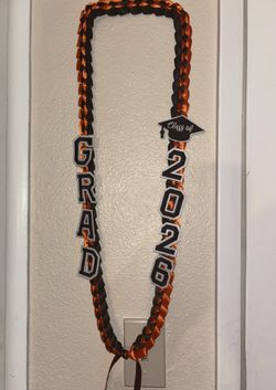 Graduation lei