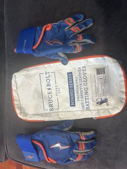 Bruce Bolt batting Gloves Nimmo for sale!!