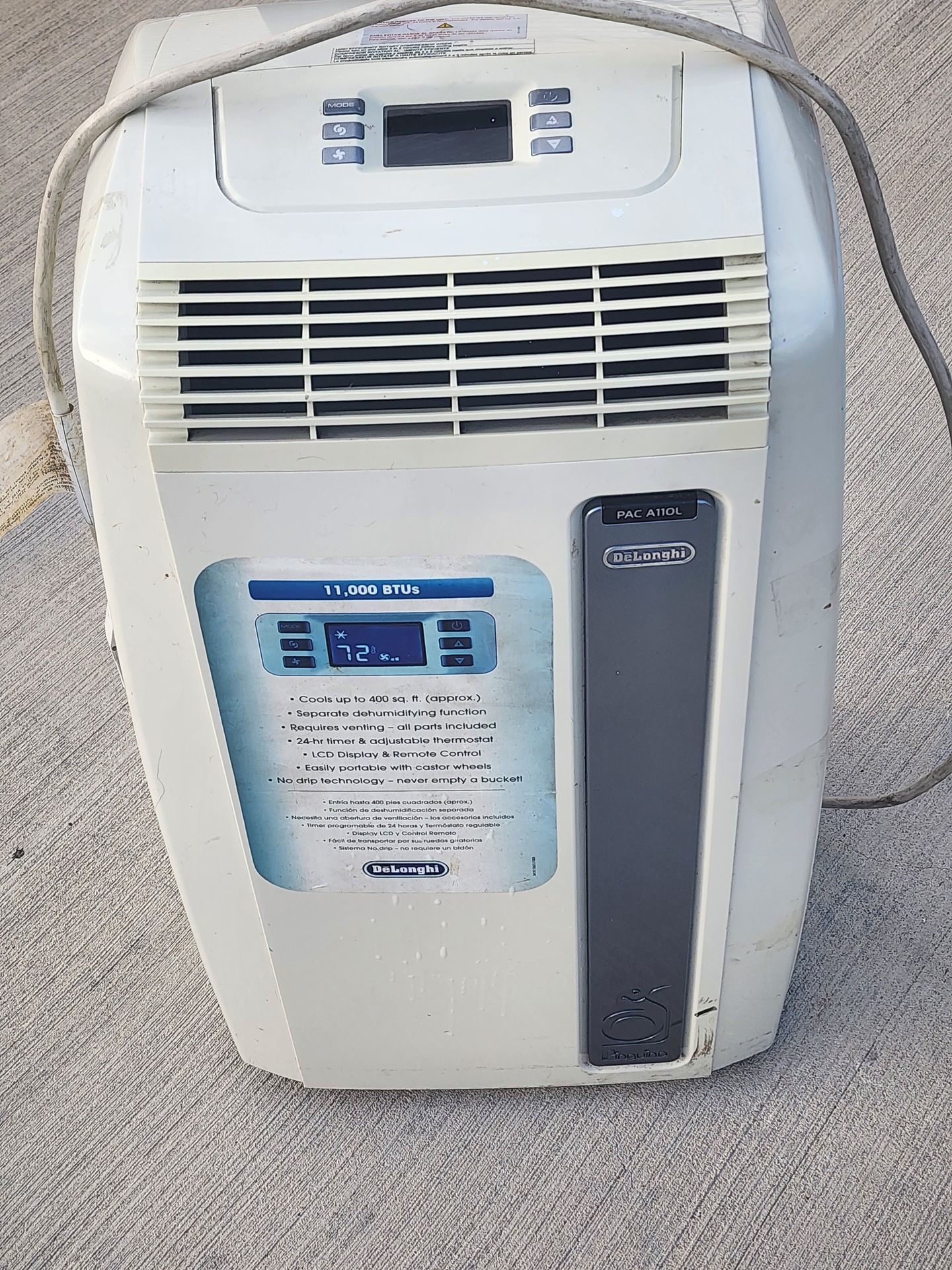 Portable air conditioner. 11,000 BTUs, suitable 400 sq. ft.