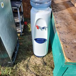 Water Dispenser 