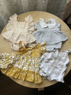 Baby Girl Clothes (0-3m)