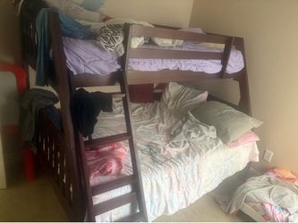 Solid Wood Twin-over-Full Bunk Bed – Great Condition