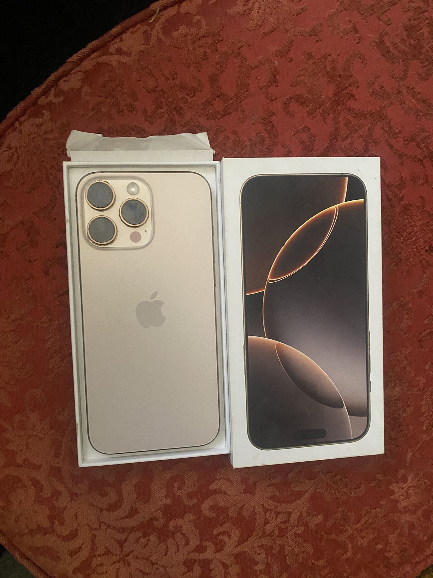 Like New iPhone 16 Pro Max AT&T Carrier Only For Trade For a Google Pixel 9 Pro Fold