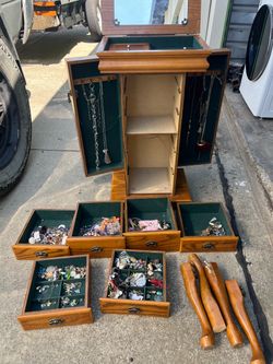 Jewelry box with fashion jewelry