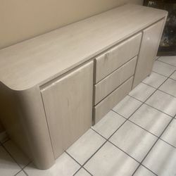 Storage/ Buffet 