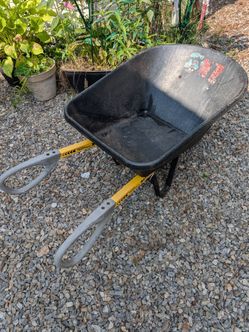 Single wheelbarrow