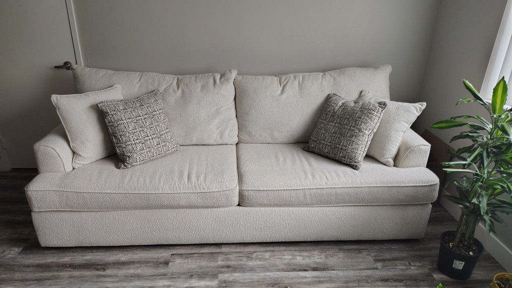 Sofa, Loveseat W/ Pull Out Bed