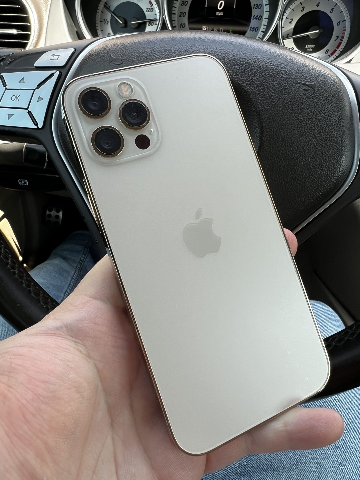 UNLOCKED apple iphone 12 pro 128GB for Sale in Phoenix, AZ OfferUp