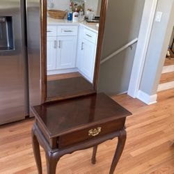 Wood Entry Table With Drawer And Mirror