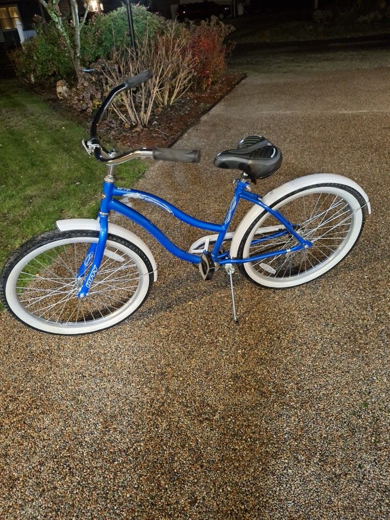 Huffy Cranbrook Ladies Cruiser Bicycle