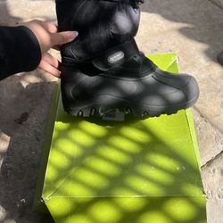 Kids Snow Boots Size 7
