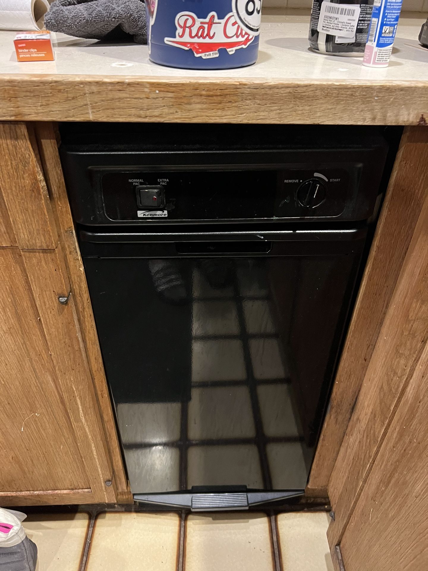 FREE 15” Kenmore Trash Compactor for Sale in Seattle, WA OfferUp