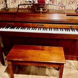 Baldwin Spinet Piano