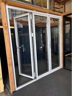 Aluminum bifold doors