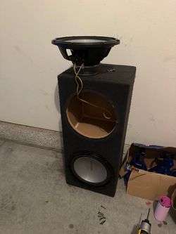 Plug n play subwoofer system