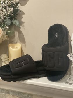 UGG Size 10