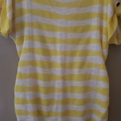 Ladies XL lightweight Knit Top 