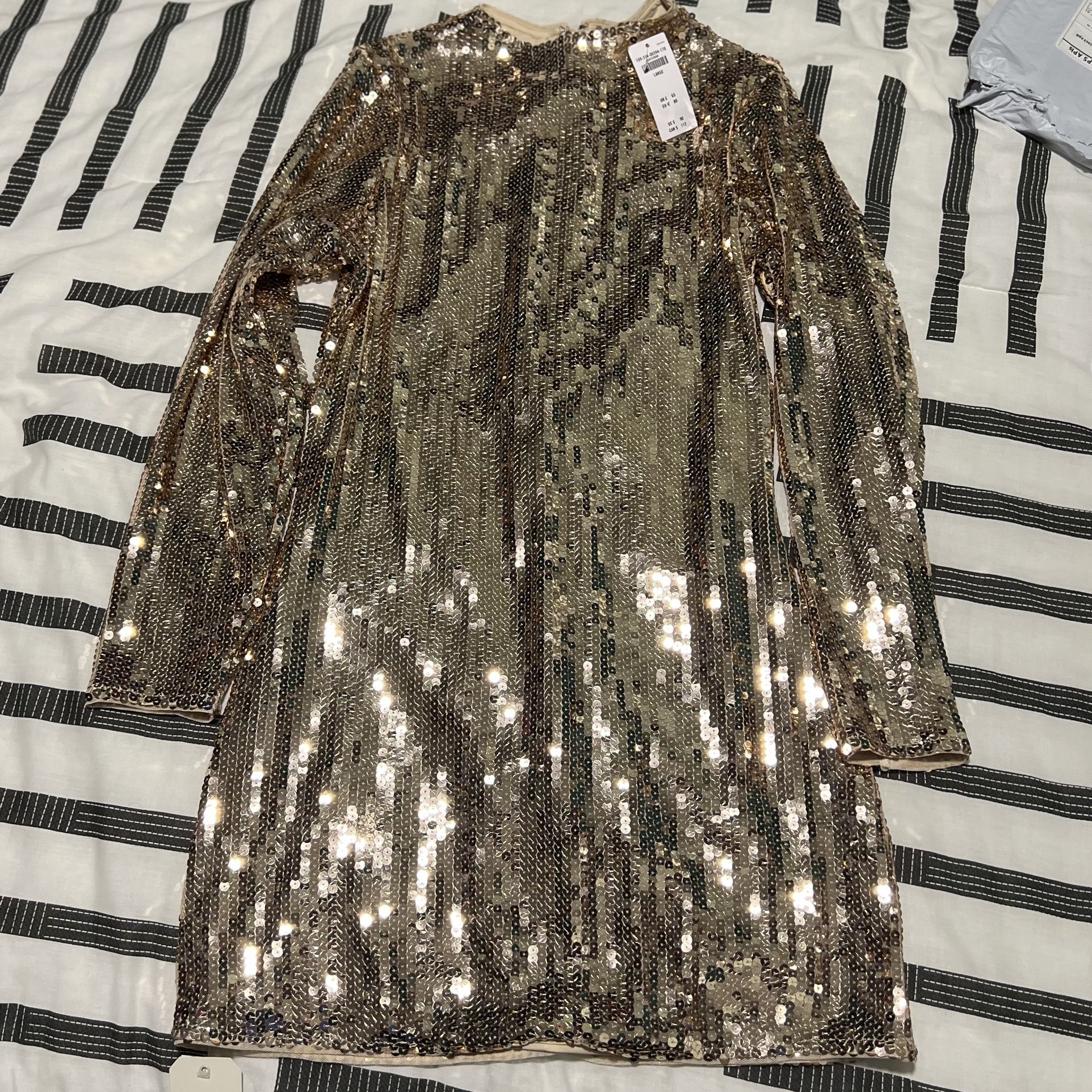 Abercrombie and Fitch Gold Sequin Dress Large