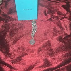 Tiffany & CO. Silver Heart Tag Charm Bracelet 