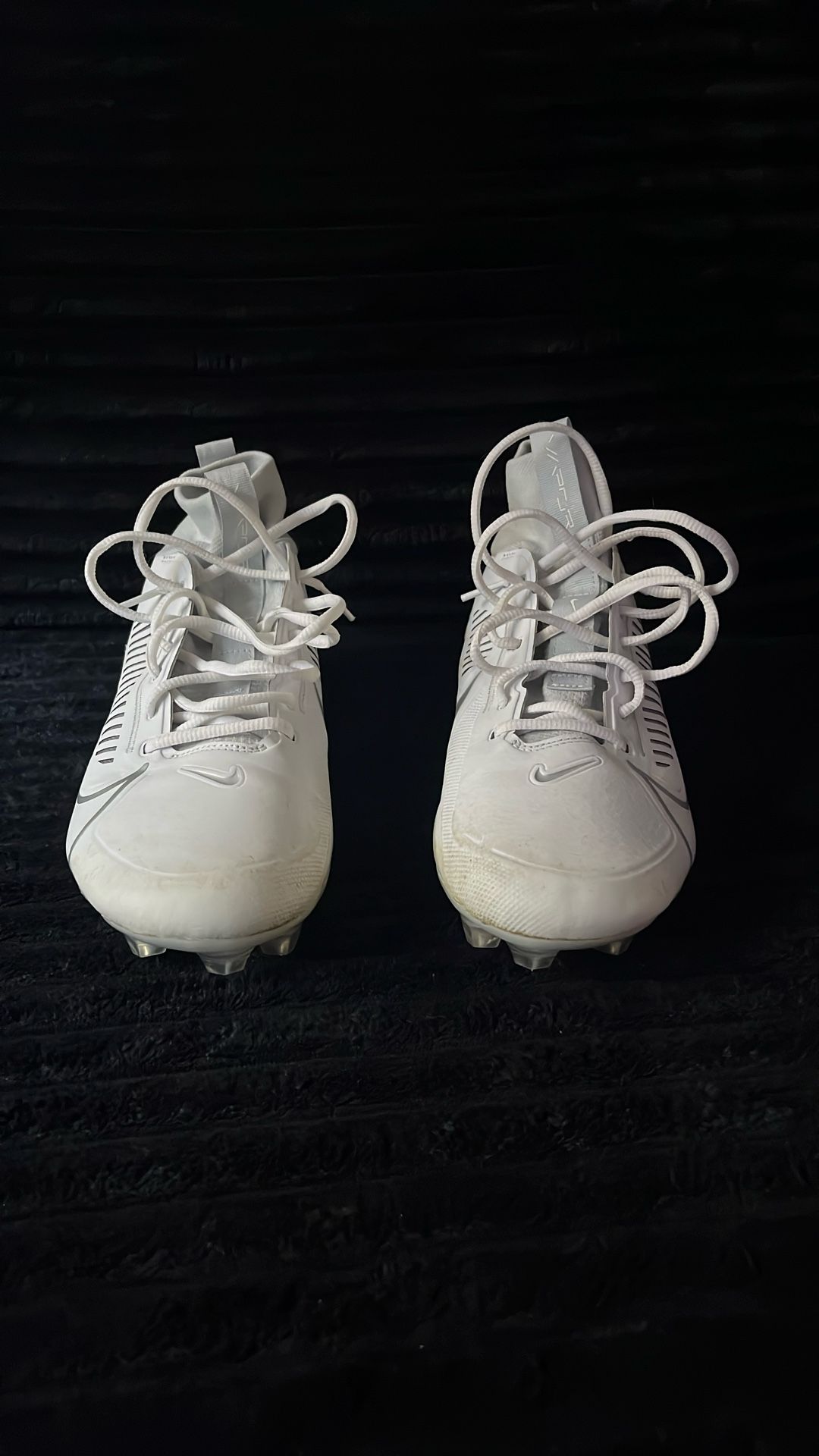 Nike Foot Ball Cleats, Size: 11