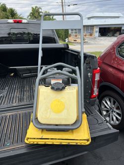 Whacker WP 1550 Plate Compactor ready to go to work starts right up run perfectly no issues $1550 firm firm