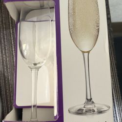 Se Venden Juegos De Copas