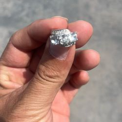 Ladies Silver Ring Size 6 