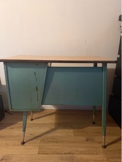 1950s–60s Mid-Century Steel Desk — Original Teal, Tapered Legs
