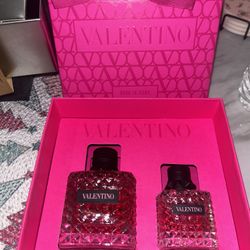 Valentino Born In Roma Gift Set 