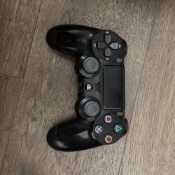 PS4 Controller 
