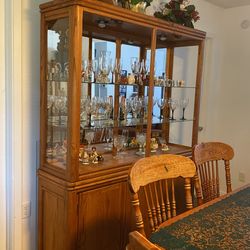 Will sell as is , Don’t want to buy new glass but i have some glass panels jst haven’t got fixed . Have dinning room set also $ 175 if interested