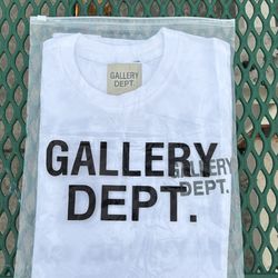 Gallery Dept White T