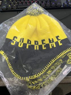 Supreme | Split Logo Ear flaps Beanie | Black