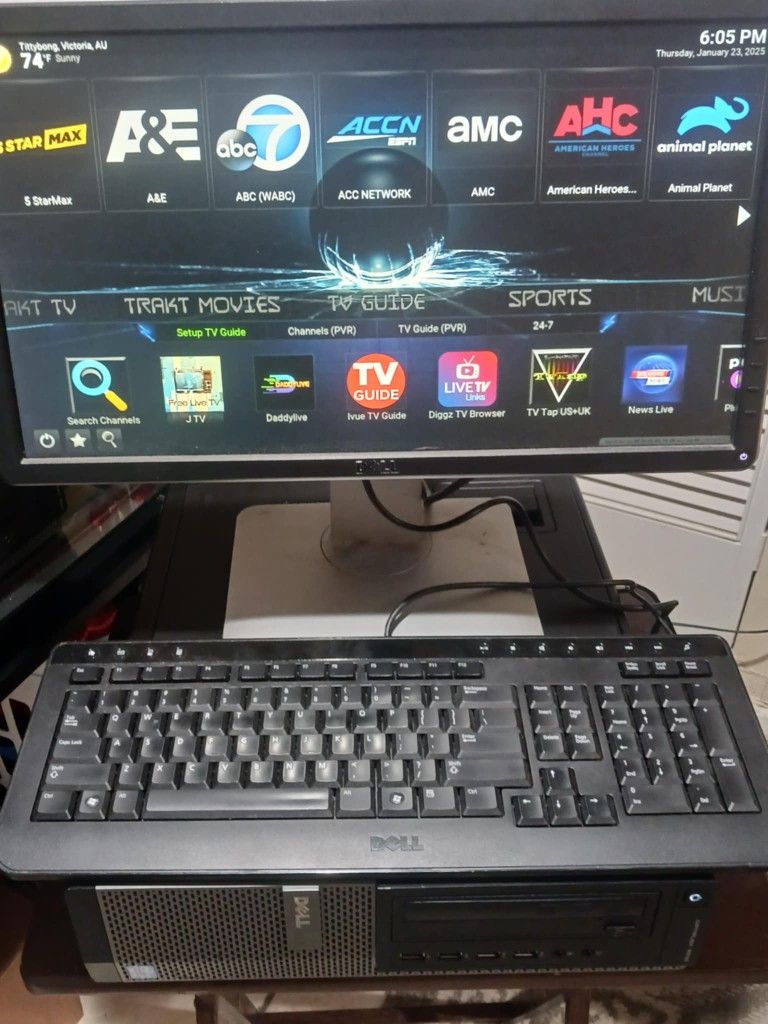 DELL COMPUTER SET WITH KODI AND RECORDING MUSIC AND BEAT SOFTWARE