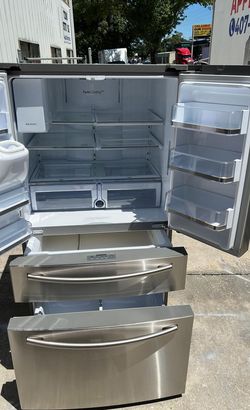 Samsung 4-Door Stainless Steel Fridge
