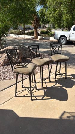 Sturdy bar stools