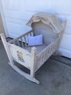 Vintage cradle all wood