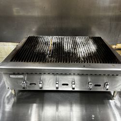 Vulcan VCRB 36 Countertop Commercial Charbroiled 