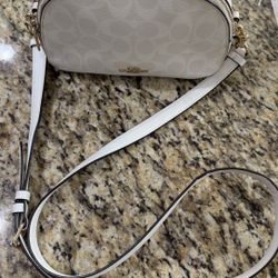 Coach Mini Crossbody Bag – Excellent Condition