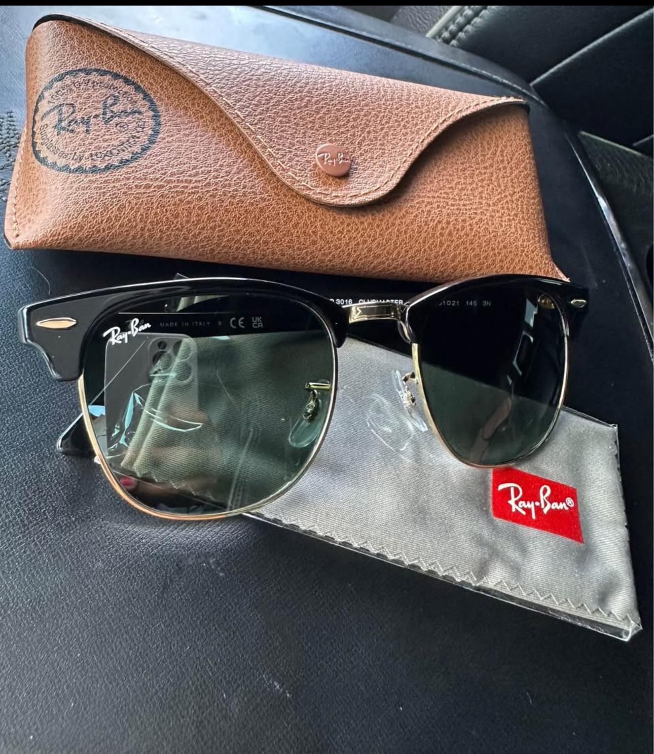 Ray •Ban Sunglasses