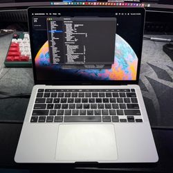Macbook pro m1, 13 inch, 16 ram, 256ssd
