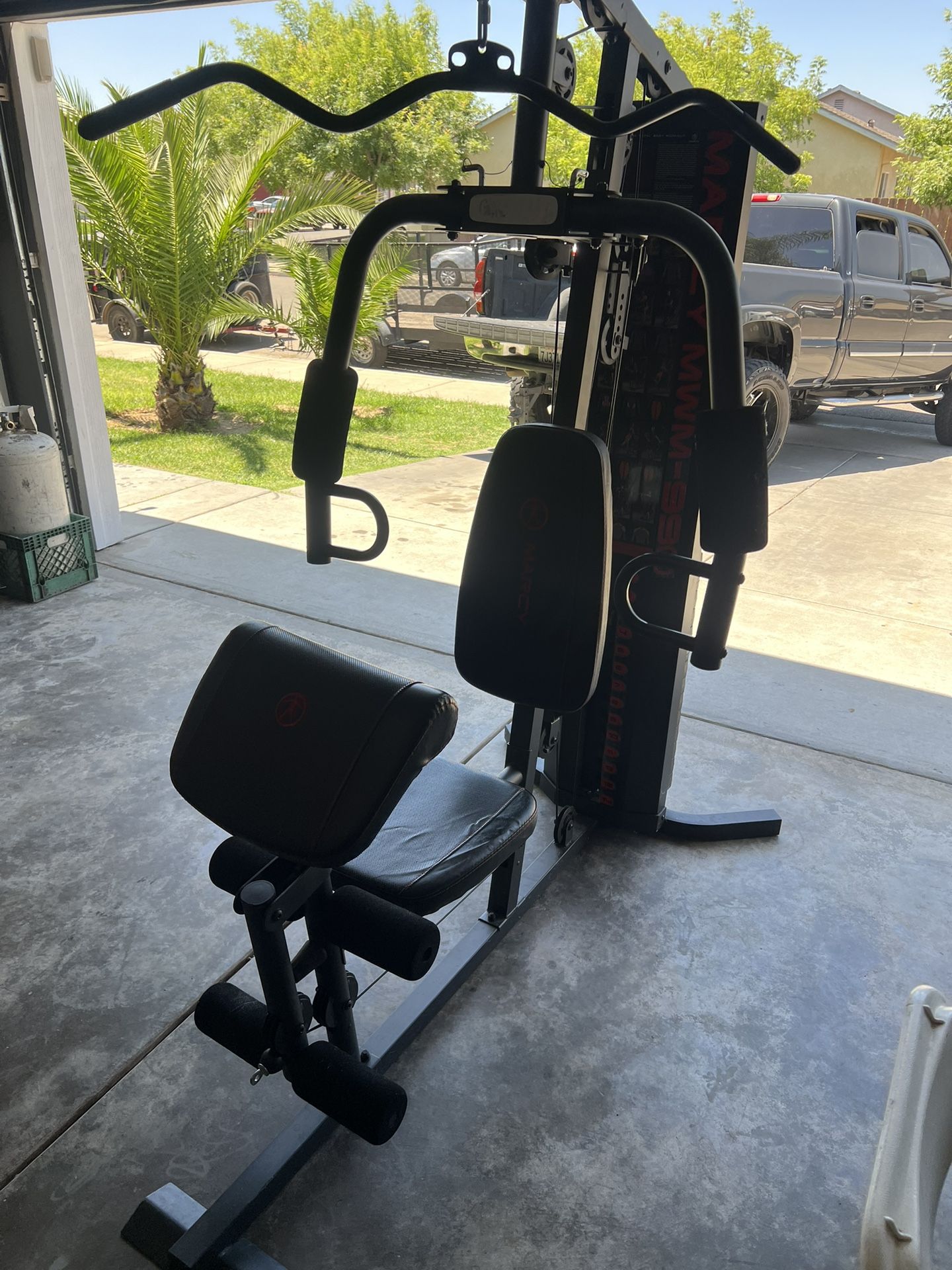 Weights / Makina Para Ejercicios