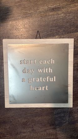Wall frame/decor